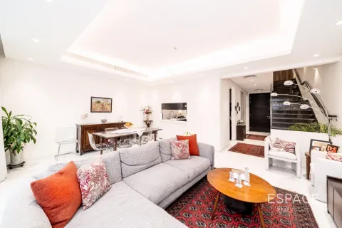 Σπίτι σε Al Furjan, Dubai, ΗΑΕ 3 υπνοδωμάτια, 191 τ.μ. Αρ. 649561 - φωτογραφία 4