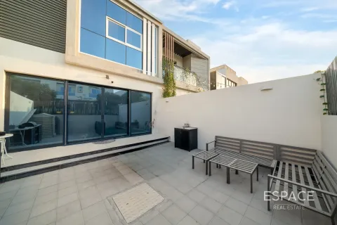 Σπίτι σε Al Furjan, Dubai, ΗΑΕ 3 υπνοδωμάτια, 191 τ.μ. Αρ. 649561 - φωτογραφία 1