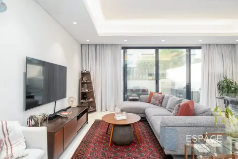 Σπίτι σε Al Furjan, Dubai, ΗΑΕ 3 υπνοδωμάτια, 191 τ.μ. Αρ. 649561 - φωτογραφία 3