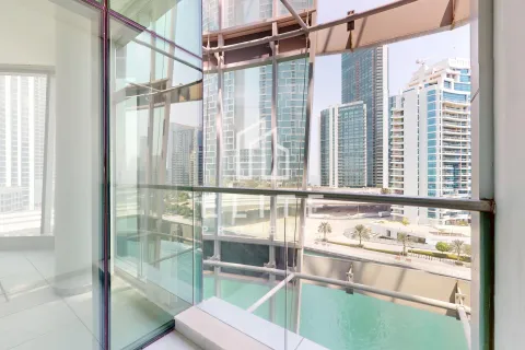 Apartment in Dubai, UAE 2 bedrooms, 105 sq.m. № 647507 - photo 17