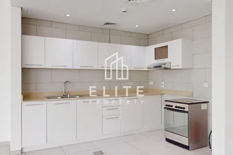 Apartment in Dubai, UAE 2 bedrooms, 105 sq.m. № 647507 - photo 13