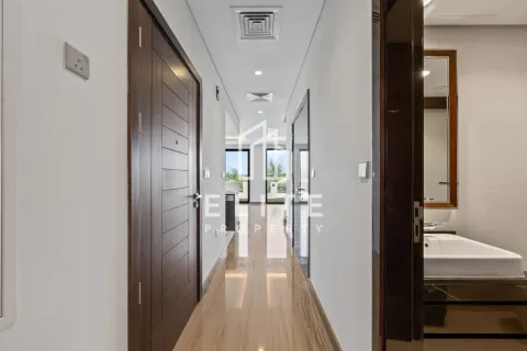 Townhouse in DAMAC Hills (Akoya by DAMAC), Dubai, UAE 4 bedrooms, 316 sq.m. № 647506 - photo 6