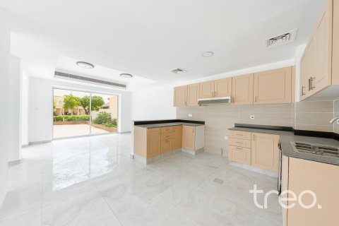 Vila v The Springs, Dubai, SAE 3 ložnice, 269.79 m² Č.: 741044 - fotografie 5