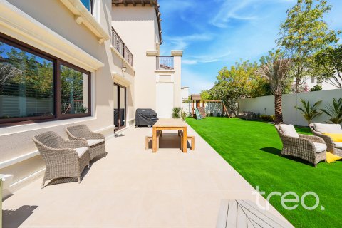 Arabian Ranches 2, Dubai, संयुक्त अरब अमीरात में विला, 5 बेडरूम, 404.5 वर्ग मीटर, संख्या 741021 - फ़ोटो 24