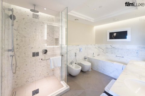 Διαμέρισμα σε Downtown Dubai (Downtown Burj Dubai), ΗΑΕ 2 υπνοδωμάτια, 162.6 τ.μ. Αρ. 689043 - φωτογραφία 18