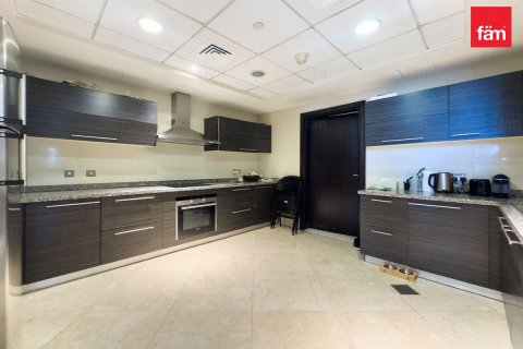 Appartamento in vendita a Dubai Marina, Dubai, EAU 3 camere da letto, 276.8 mq. № 689045 - foto 15