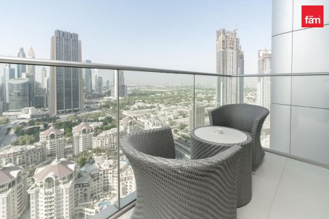 Appartement te huur in Downtown Dubai (Downtown Burj Dubai), Dubai, VAE 4 slaapkamers, 269.5 vr.m., nr 735363 - foto 4