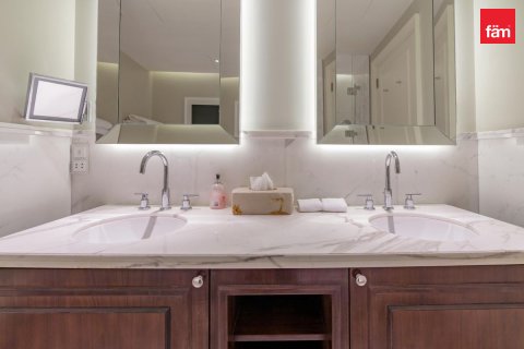 Appartement te huur in Downtown Dubai (Downtown Burj Dubai), Dubai, VAE 4 slaapkamers, 269.5 vr.m., nr 735363 - foto 20