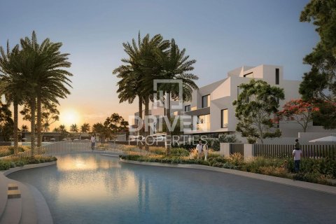 Villa in Dubai, UAE 4 bedrooms, 768 sq.m. № 653375 - photo 5