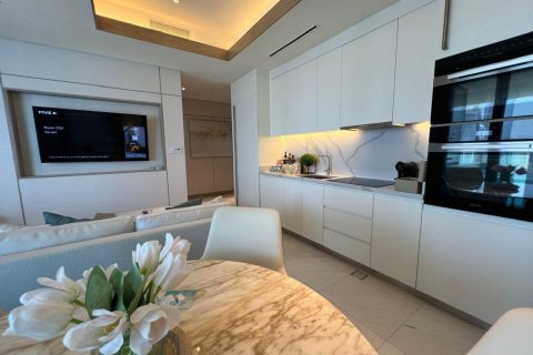 דירה למכירה ב Jumeirah Beach Residence, Dubai, איחוד האמירויות 2 חדרי שינה, 148 מ"ר, מספר 652628 - תמונה 15