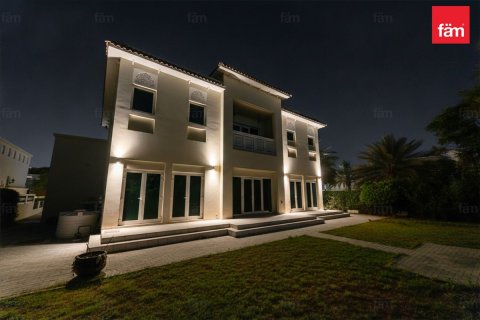Vila di Al Furjan, Dubai, UAE 4 bilik tidur, 644.5 meter persegi № 713065 - foto 15