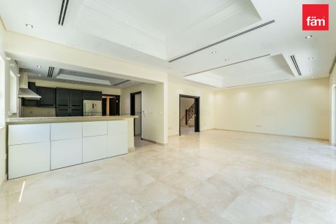 Vila di Al Furjan, Dubai, UAE 4 bilik tidur, 644.5 meter persegi № 713065 - foto 19