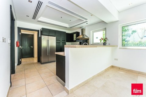Villa para arrendamento em Al Furjan, Dubai, EAU 4 quartos, 644.5 m2 № 713065 - foto 13