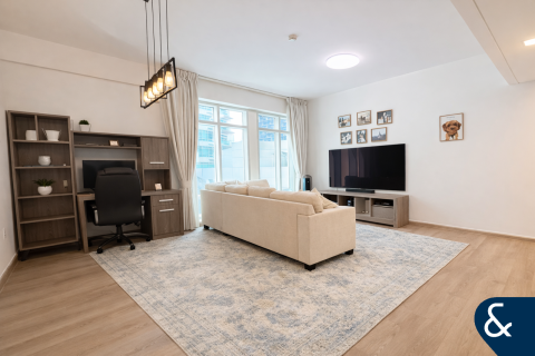 Apartament de închiriat în Downtown Dubai (Downtown Burj Dubai), Dubai, EAU 1 dormitor, 87 mp.  №698475 - poză 2