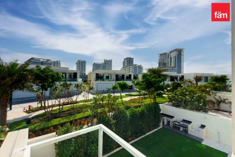 Dubai, UAE의 판매용 빌라 침실 4개, 324제곱미터 번호 668964 - 사진 29