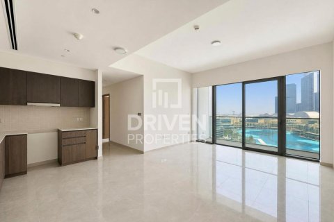 Apartment til leje i Downtown Dubai (Downtown Burj Dubai), Dubai, UAE 2 soveværelser, 105.35 kvm № 762565 - foto 1