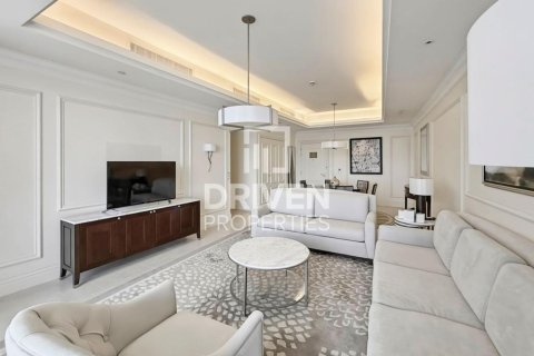 Apartamento para arrendamento em Downtown Dubai (Downtown Burj Dubai), Dubai, EAU 2 quartos, 162.67 m2 № 762568 - foto 4