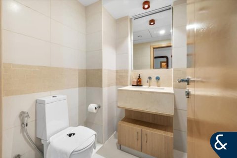 Lakás itt: Dubai Marina, Dubai, EAE, 1 hálószoba, 84 m², azonosító: 698103 - fénykép 14