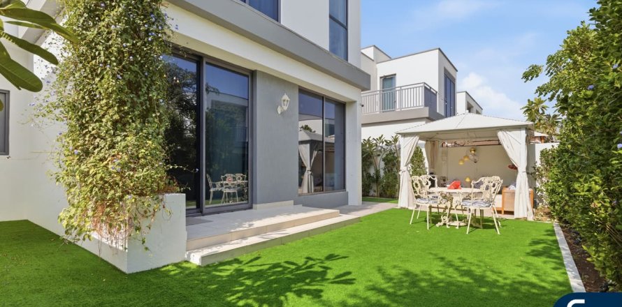 Villa itt: Dubai Hills Estate, Dubai, EAE, 4 hálószoba, 270 m², azonosító: 698107