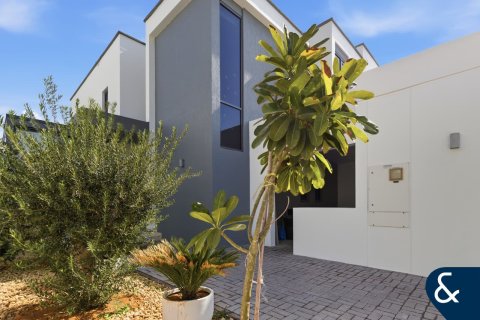 Villa itt: Dubai Hills Estate, Dubai, EAE, 4 hálószoba, 270 m², azonosító: 698107 - fénykép 6