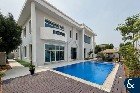 Villa itt: Al Quoz, Dubai, EAE, 7 hálószoba, 929 m², azonosító: 698104 - fénykép 1