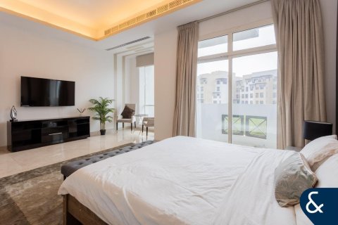 Villa itt: Al Quoz, Dubai, EAE, 7 hálószoba, 929 m², azonosító: 698104 - fénykép 16