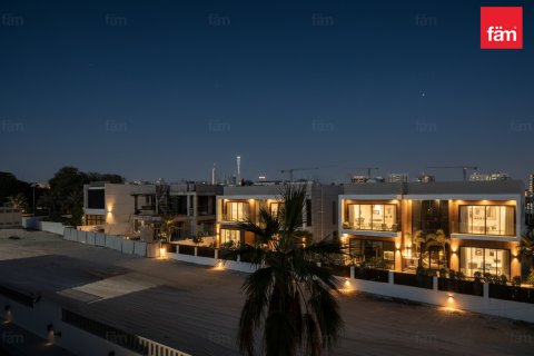 Villa til salg i Al Furjan, Dubai, UAE 6 soveværelser, 603.9 kvm № 668680 - foto 4