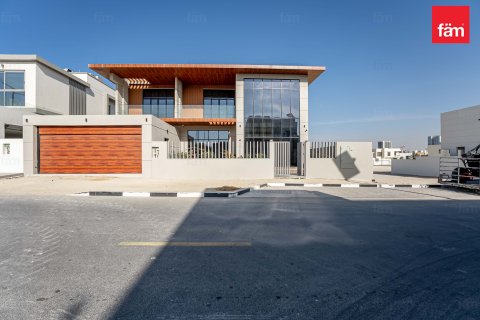 Villa til salg i Al Furjan, Dubai, UAE 6 soveværelser, 603.9 kvm № 668680 - foto 2