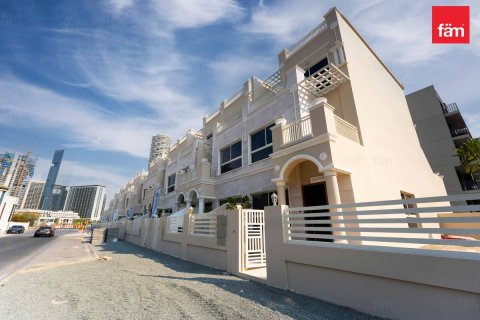 Willa na sprzedaż w Dubai, ZEA 4 sypialnie, 288 mkw., nr 668683 - zdjęcie 19