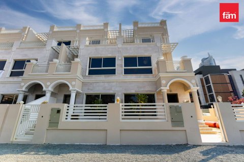 Willa na sprzedaż w Dubai, ZEA 4 sypialnie, 288 mkw., nr 668683 - zdjęcie 20