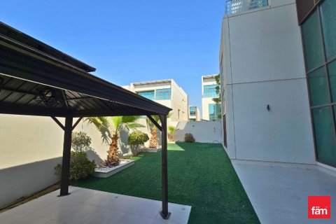 Villa para arrendamento em Meydan, Dubai, EAU 6 quartos, 512 m2 № 645066 - foto 13