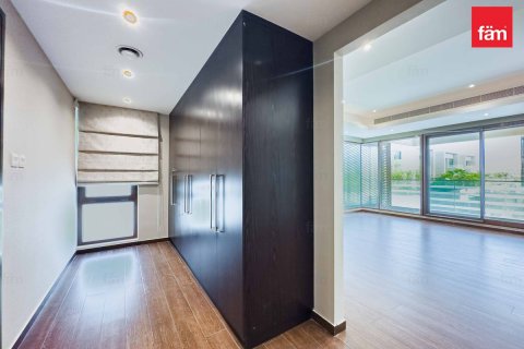 Villa para arrendamento em Meydan, Dubai, EAU 6 quartos, 512 m2 № 645066 - foto 24