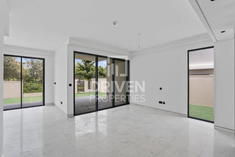 Tilal Al Ghaf, Dubai, UAE의 임대용 빌라 침실 4개, 404.96제곱미터 번호 745196 - 사진 2