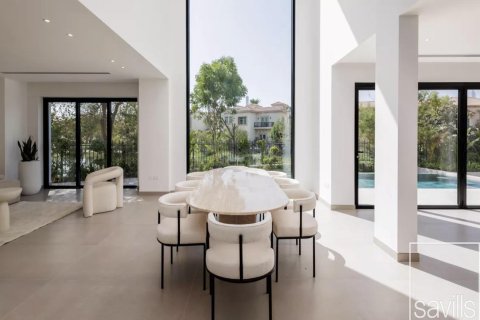 Villa en Jumeirah Islands, Dubai, EAU 5 dormitorios, 1001.96 m² № 766814