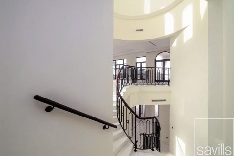 Villa te huur in Palm Jumeirah, Dubai, VAE 6 slaapkamers, 1245.46 vr.m., nr 766815 - foto 11