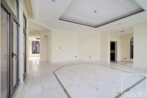Villa te huur in Palm Jumeirah, Dubai, VAE 6 slaapkamers, 1245.46 vr.m., nr 766815 - foto 15