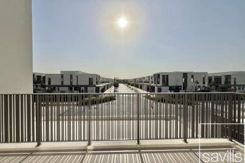 Városi lakóépület itt: Tilal Al Ghaf, Dubai, EAE, 3 hálószoba, 140.47 m², azonosító: 766817 - fénykép 16