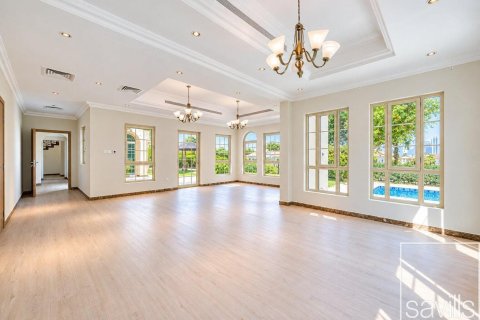 Villa zur Miete in Jumeirah Islands, Dubai, VAE 5 Schlafzimmer, 1302.97 m2 Nr. 766819 - Foto 2