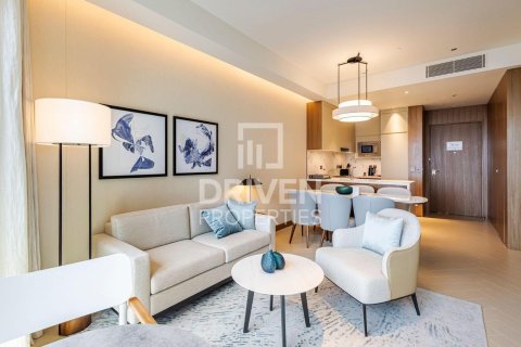 דירה להשכרה ב Downtown Dubai (Downtown Burj Dubai), Dubai, איחוד האמירויות  2 חדרי שינה, 110.46 מ"ר, מספר 745914 - תמונה 2