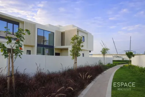 Villa in Jebel Ali, Dubai, UAE 5 bedrooms, 441 sq.m. № 738117 - photo 14