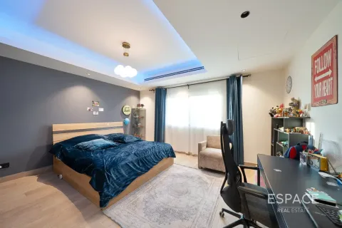Villa in Meadows, Dubai, UAE 4 bedrooms, 362 sq.m. № 738112 - photo 8