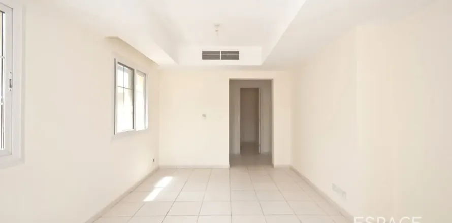 Villa in The Springs, Dubai, UAE 2 bedrooms, 167 sq.m. № 738114
