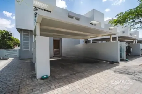 Townhouse in Mudon, Dubai, UAE 3 bedrooms, 192 sq.m. № 738116 - photo 6