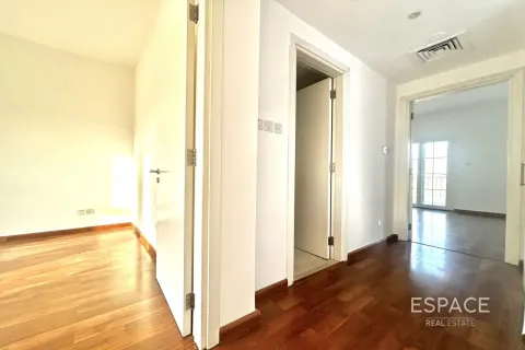 Villa in The Springs, Dubai, UAE 3 bedrooms, 297 sq.m. № 738115 - photo 11