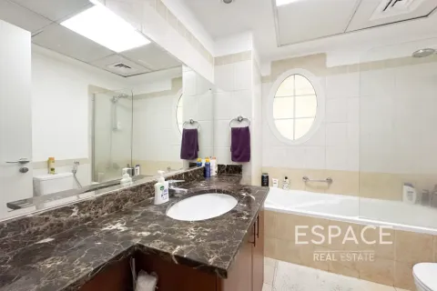 Villa in The Springs, Dubai, UAE 3 bedrooms, 297 sq.m. № 738115 - photo 17