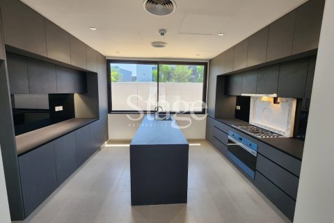 Vila u gradu Tilal City, Sharjah, UAE 5 spavaće sobe, 509 m2 Br. 661896 - Slika 7