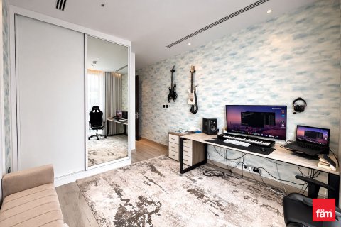 Villa in Dubai, UAE 4 bedrooms, 243.2 sq.m. № 698933 - photo 19