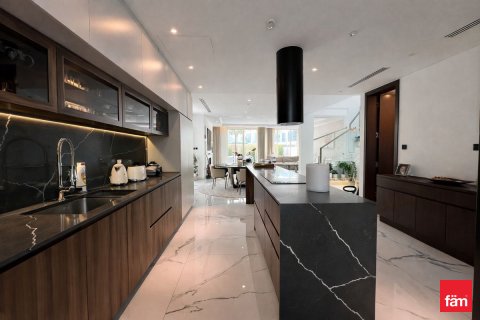 Villa zur Miete in Dubai, VAE 4 Schlafzimmer, 243.2 m2 Nr. 698933 - Foto 7