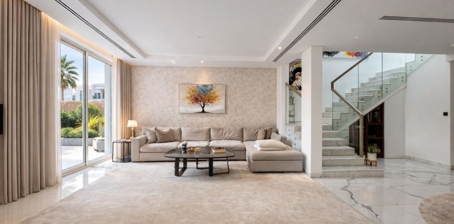 Villa in Dubai, VAE: 4 Schlafzimmer, 243.2 m2 Nr. 698933