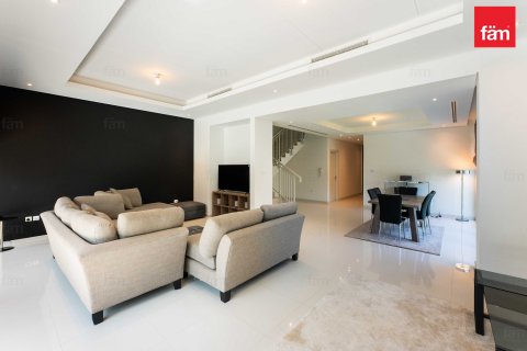 Huvila Dubai, Arabiemiraatit 3 makuuhuonetta, 325.1 m2 № 645077 - kuva 7